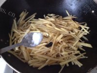 家常菜爆炒土豆丝做法图解4)