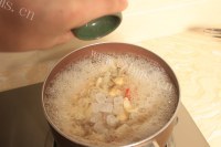 自制雪蛤雪燕百合润肺汤做法图解10)