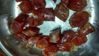 美味的清蒸腊肠做法图解4)