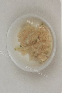 美味的蒜蓉烤虾做法图解2)