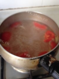 美味的鸡蛋紫菜汤做法图解4)