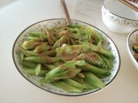 鲜美可口的凉拌黄瓜做法图解4)