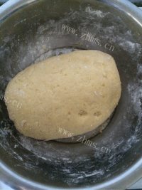 美味的玉米面馒头做法图解3)