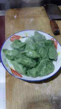自制菠菜饺子