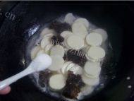 家常菜黑木耳炒山药做法图解6)