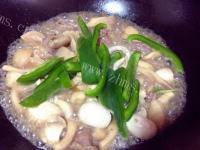 美味的肉片杂菌菇做法图解9)
