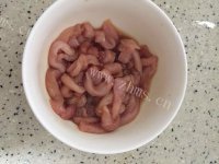 家常菜木耳炒肉丝做法图解1)