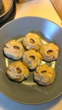 香气浓郁的开封灌汤包做法图解13)