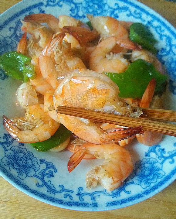 诱人的红烧大虾