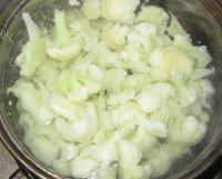 家常菜菜花炒鸡蛋做法图解2)