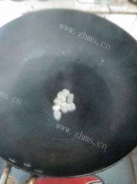 家常菜竹笋烧肉做法图解3)