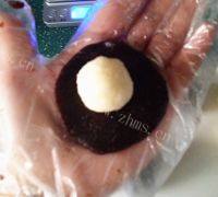 豆沙椰蓉冰皮月饼做法图解10)