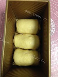 营养丰富的汤种北海道吐司做法图解11)