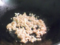 家常菜肉末烧豆腐做法图解5)