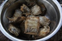 唇齿留香的糖醋带鱼做法图解10)