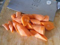 好吃的火腿煲萝卜块做法图解3)