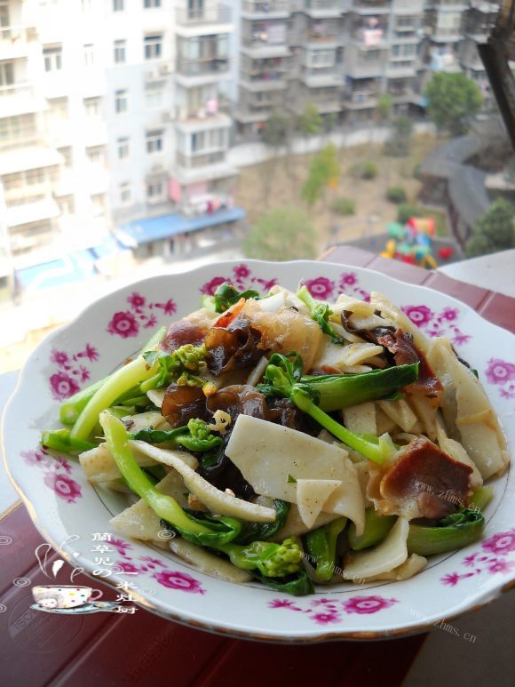 腊肉炒豆丝