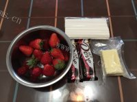 自制草莓棒棒糖做法图解1)