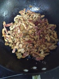 家常菜小炒肉做法图解2)