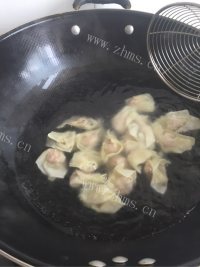 美味的小馄饨做法图解12)