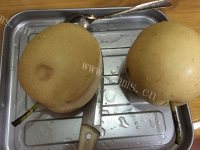 完美的蜂蜜梨汁做法图解1)