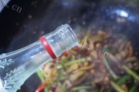 美味的铁板酱爆鲜鱿做法图解13)