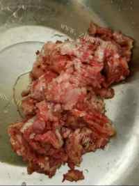 白菜肉馅饺子做法图解3)