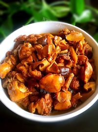 美味的黄焖鸡