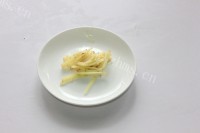 简单版韭菜炒小河虾做法图解2)