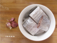 鲜香的葱焗带鱼做法图解1)
