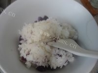 美味的紫薯寿司做法图解5)