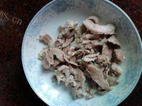 家常菜莲藕炒肉片做法图解6)