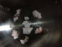 清爽的西芹炒肉做法图解3)