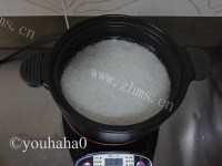美味的腊肉煲仔饭做法图解2)