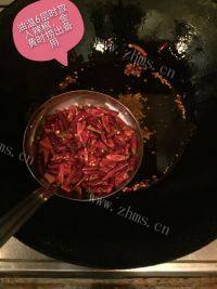 家常菜麻辣水煮鱼做法图解3)