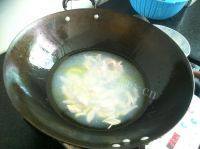 食欲满满的黄花菜炒肉丝做法图解5)