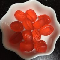 美味的草莓奶昔做法图解2)