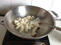 美味的虾仁豆腐羹做法图解4)