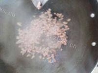 毛豆炒肉末做法图解3)
