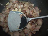 家常菜土豆片炒腊肉做法图解7)