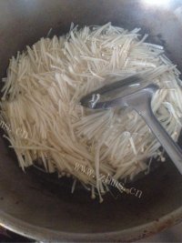 家常菜凉拌金针菇做法图解3)