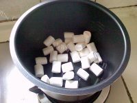 自制花生牛扎糖做法图解4)