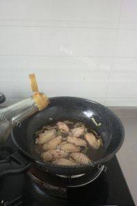 简单的可乐鸡翅做法图解7)