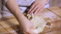 香喷喷的乳酪面包做法图解2)