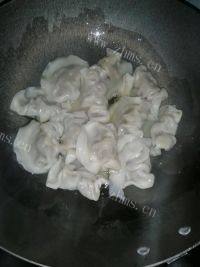 煎饺子做法图解6)