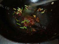 家常菜辣椒炒豆腐做法图解10)