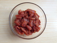美味的香辣牙签肉做法图解3)