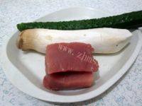 家常菜肉片杏鲍菇做法图解1)
