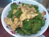 家常菜鸡蛋炒青椒