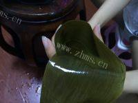 好吃的红豆花生粽子做法图解8)